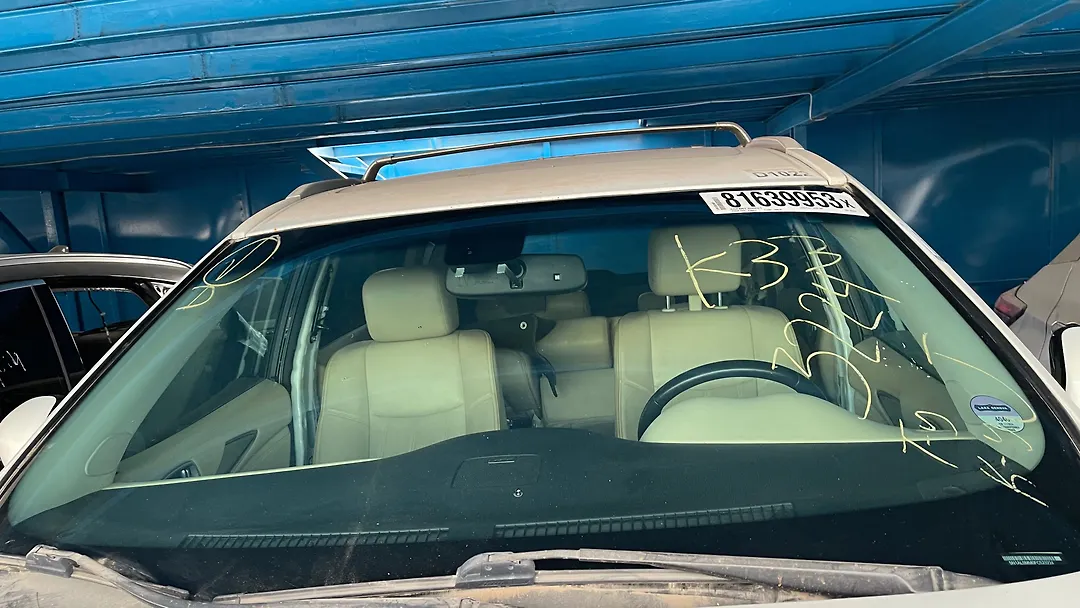 Windshield glass - 2015 Infiniti QX60