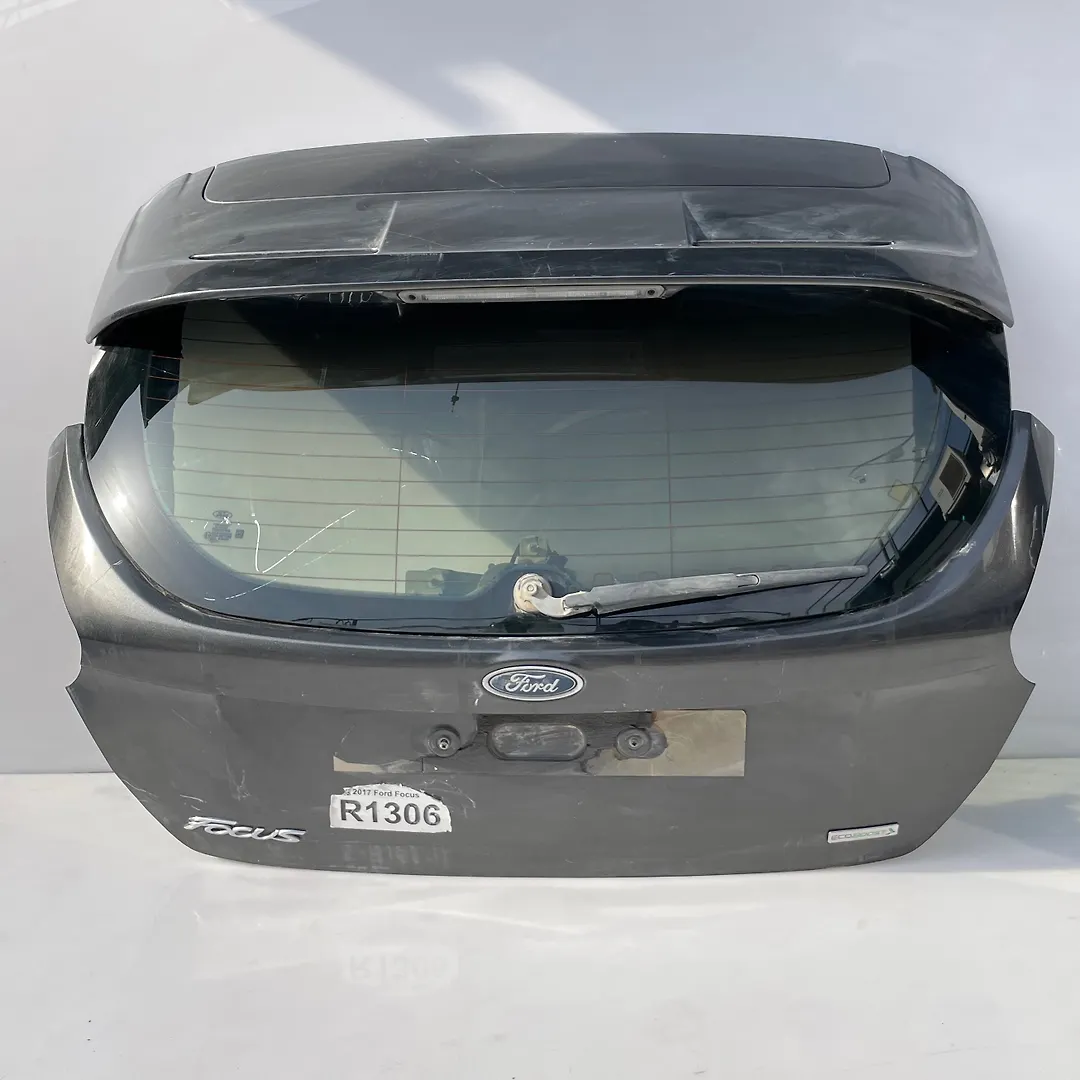 Trunk/hatch/tailgate - 2017 Ford Focus