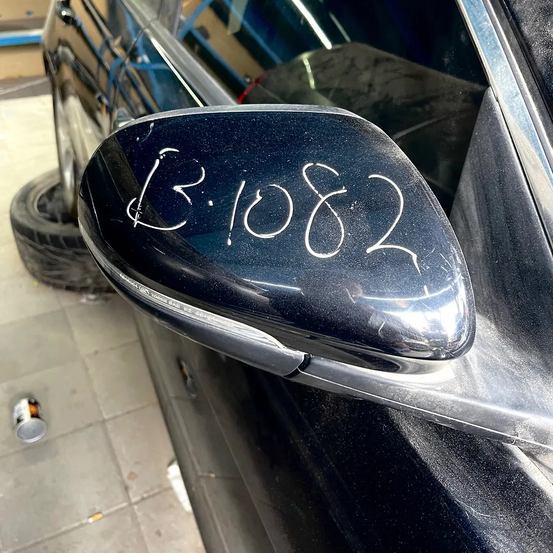 Side Mirror (RH) - 2018 Jaguar XE