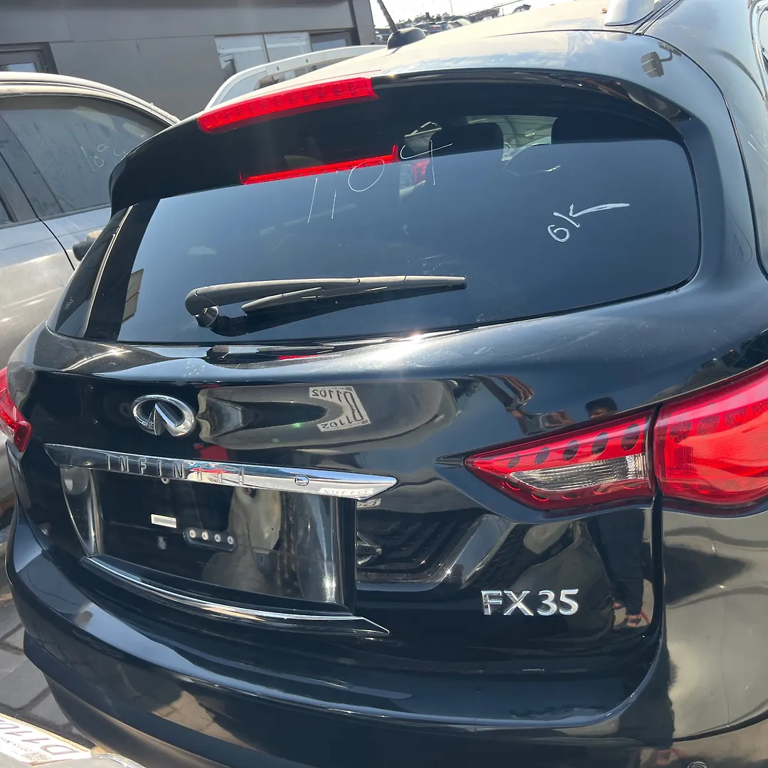 Trunk/hatch/tailgate - Infiniti
