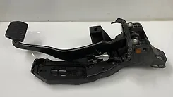 Pedal brake/clutch - 2016 Ford Edge SE