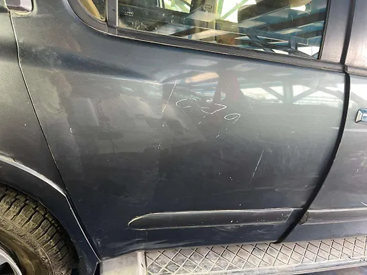 Door (RHB) - 2010 Nissan Armada