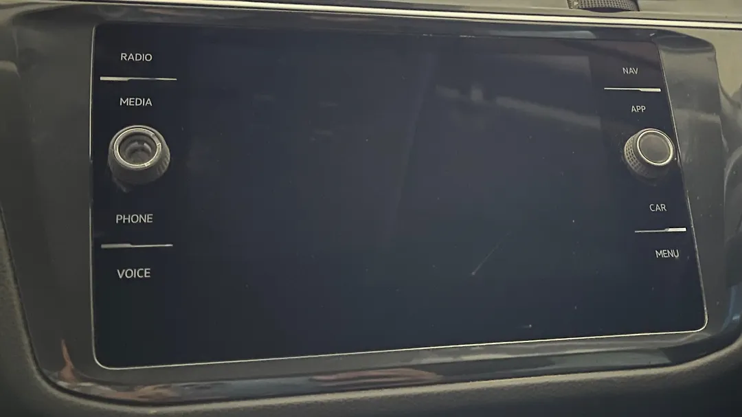 Info-gps-tv screen - 2020 Volkswagen Tiguan