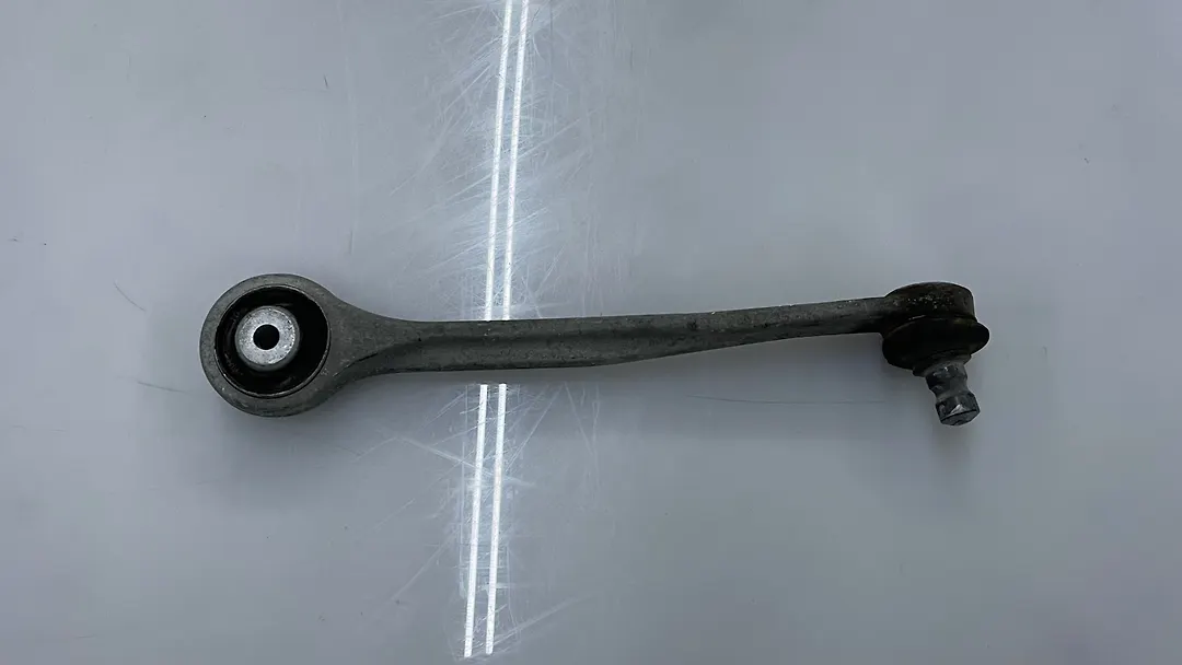 Upper arm (RH) - 2010 Audi Q5