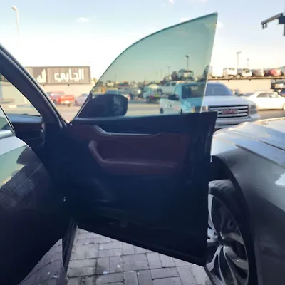 Door (RHF) - 2017 Maserati Levante