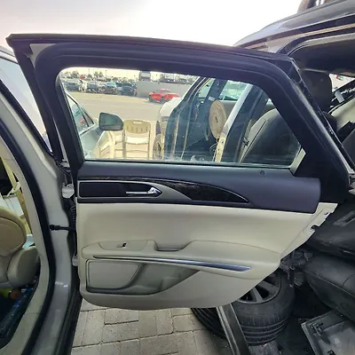 Door (RHB) - 2015 Lincoln MKZ