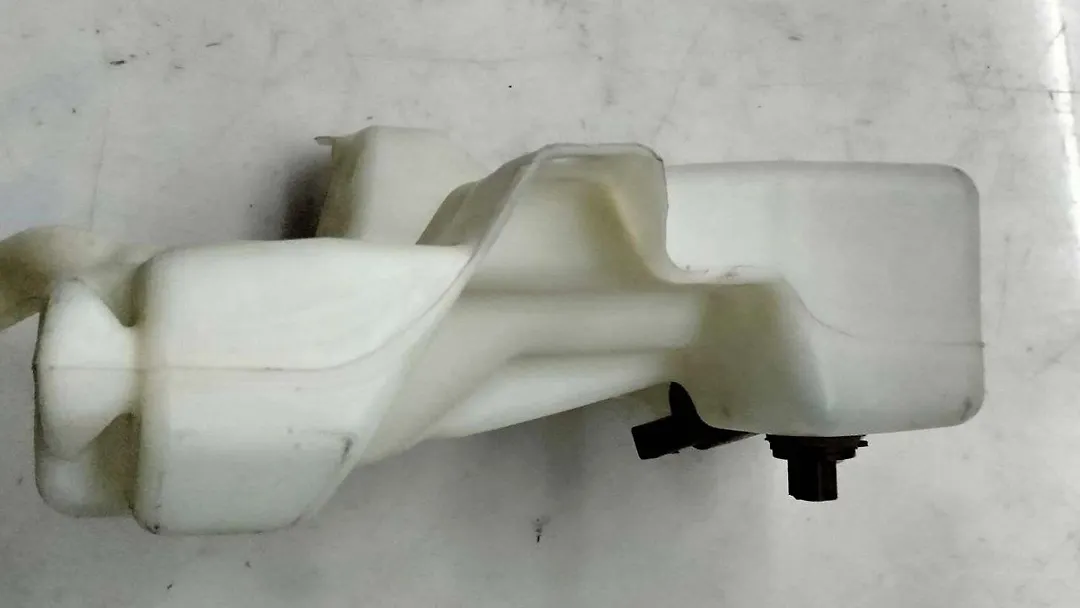 Wiper Water Bottle - 2014 Lincoln MKC