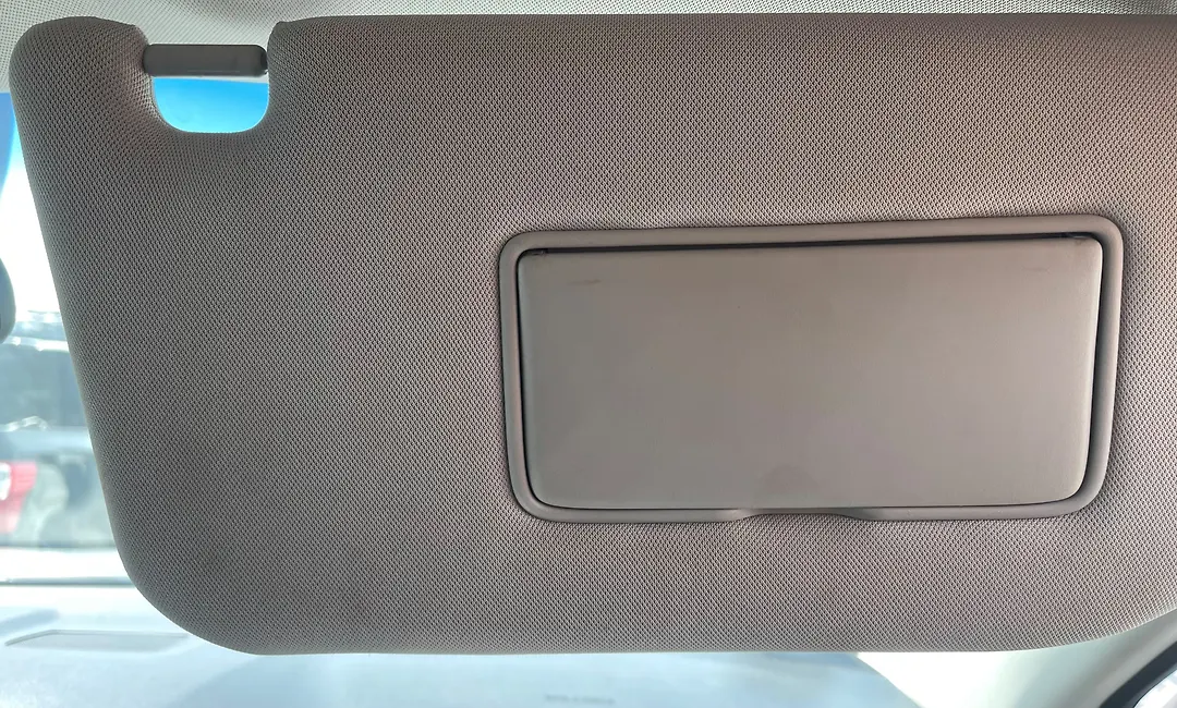 Sun visor - 2014 Nissan Pathfinder SE 3.5i