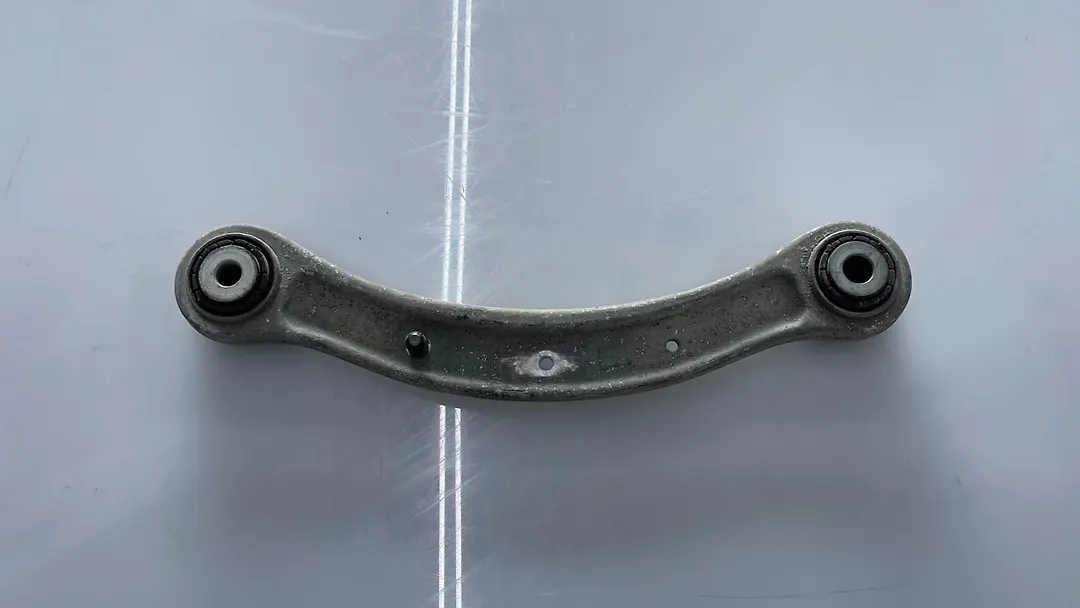 Upper arm (LH) - 2007 Audi Q7