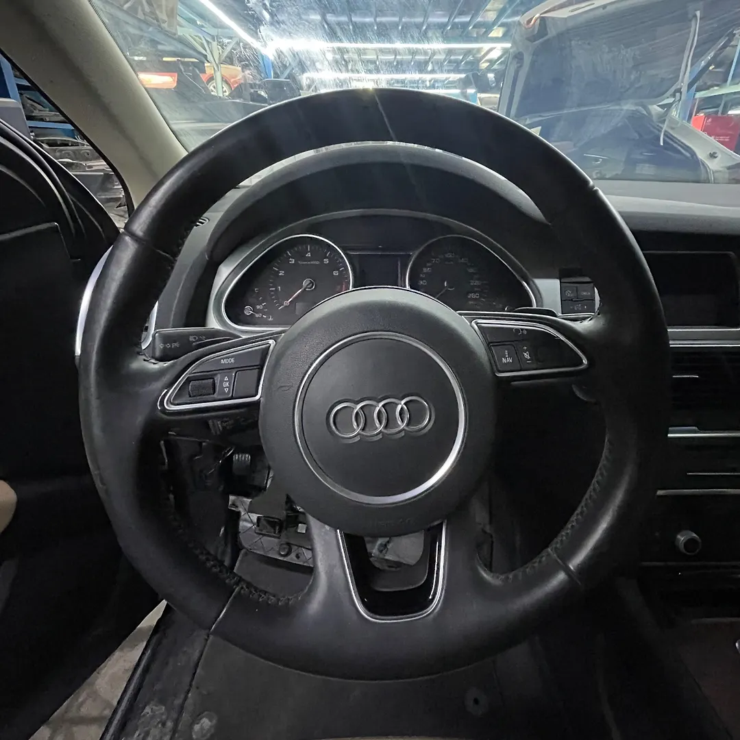 Steering wheel - 2014 Audi Q7