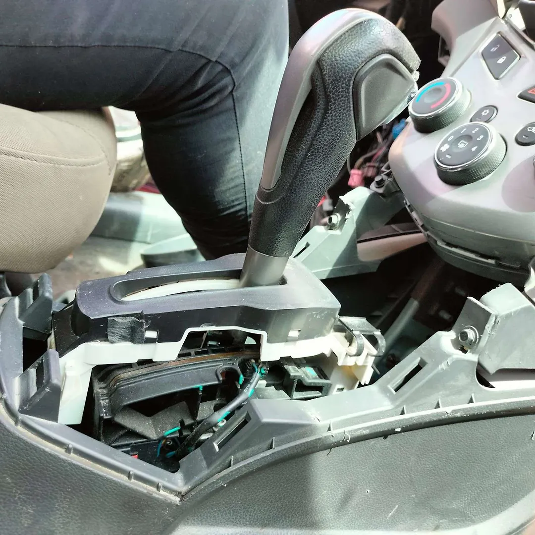 Transmission shift - 2013 Chevrolet Sonic
