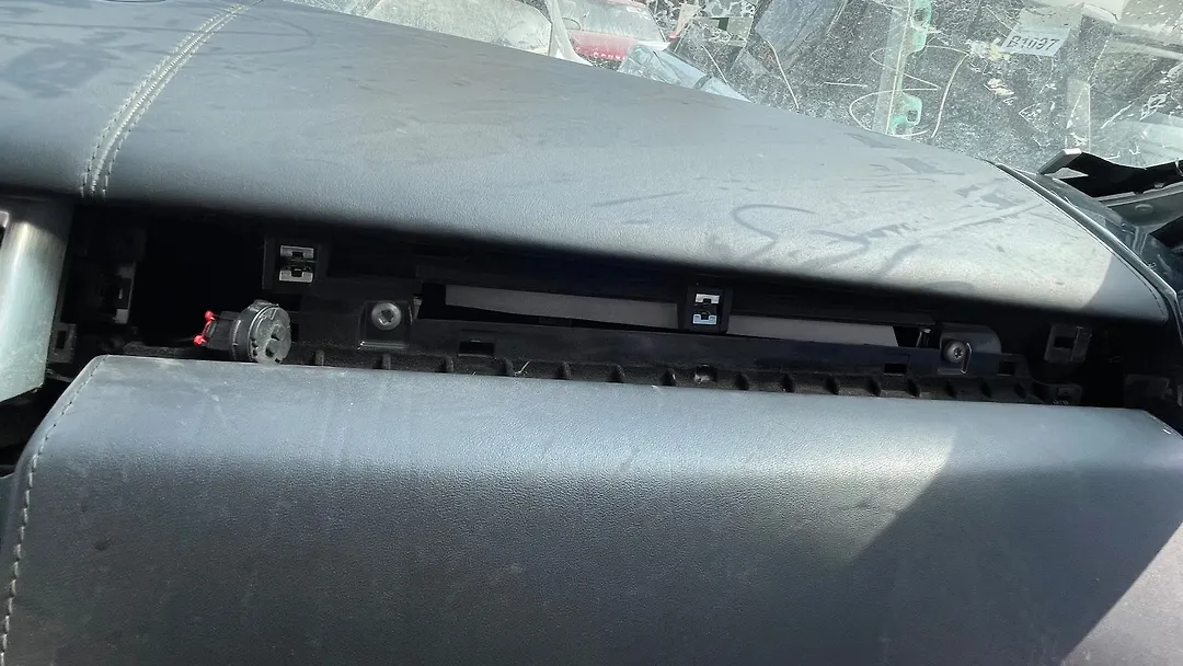 Dashboard  - 2015 Land Rover RANGE ROVER Autobiography