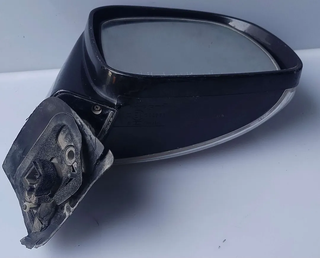 Side Mirror (RH) - 2011 Chevrolet Captiva