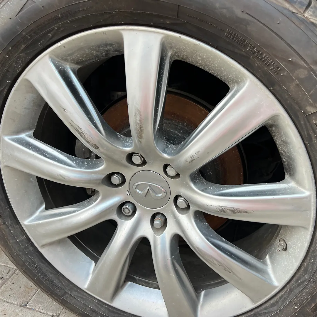 Rim - 2014 Infiniti QX80 SUV