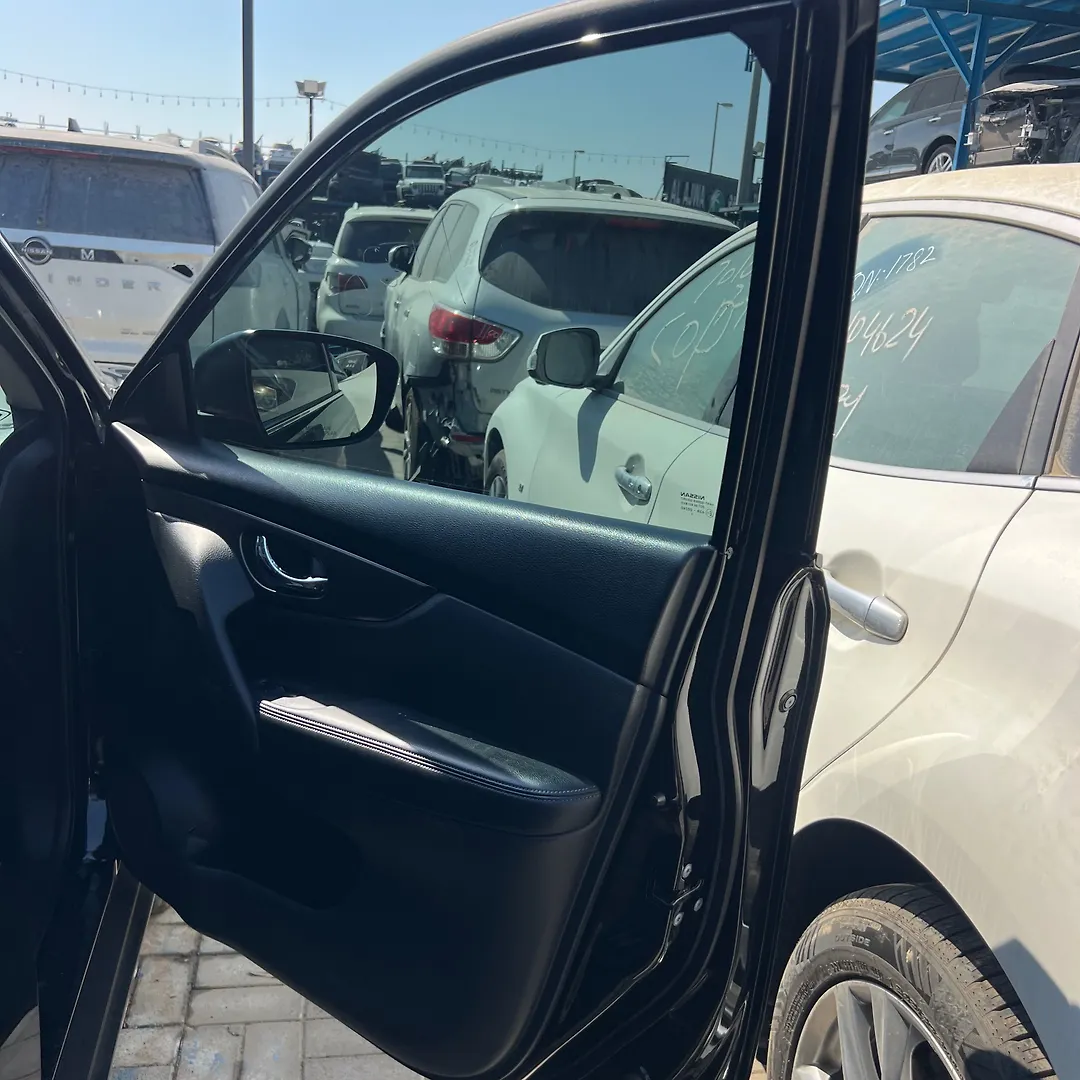 Door (RHF) - 2015 Nissan Rogue