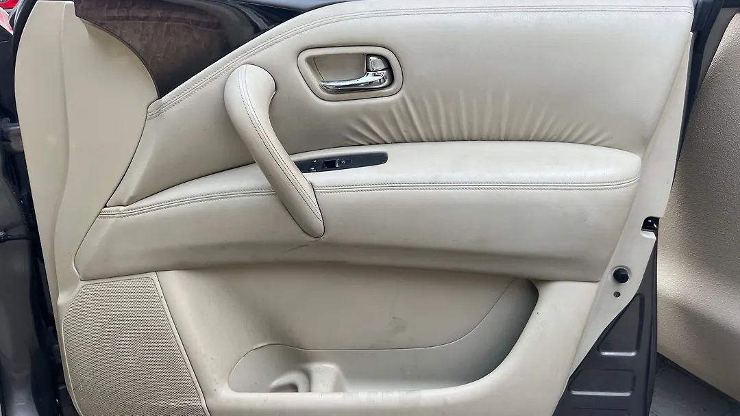 Door (RHF) - 2014 Infiniti QX80 SUV