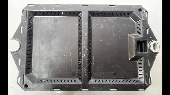 Rear Fuse Box - 2011 Jaguar XF