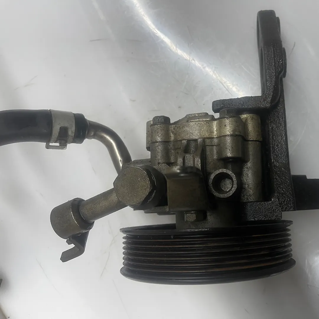 Power steering pump - 2011 Nissan Xterra SUV