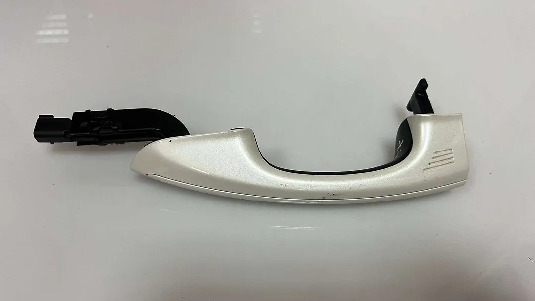 Door handle exterior LHF - 2015 Ford Edge