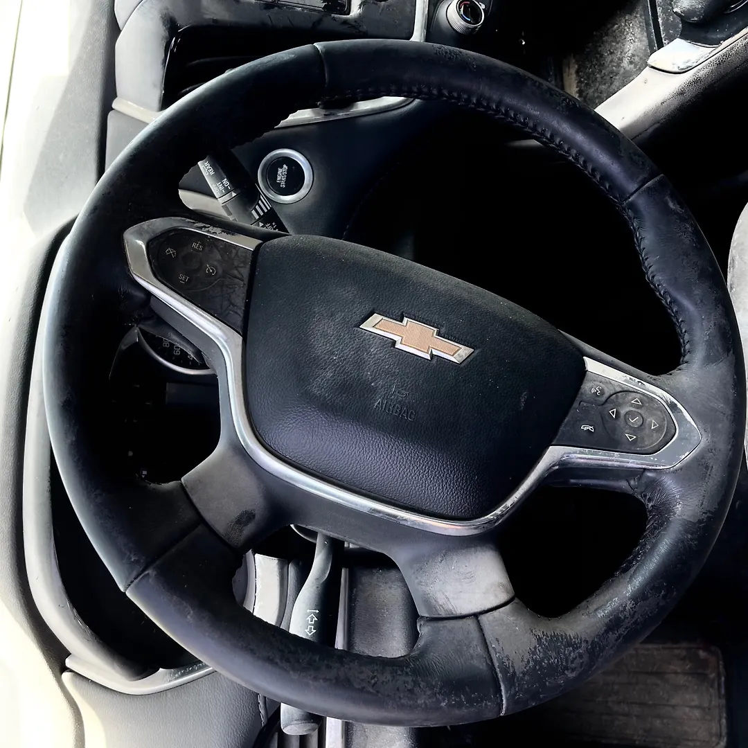Steering wheel - 2019 Chevrolet Traverse