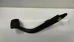 Pedal brake/clutch - 2014 Chevrolet Sonic