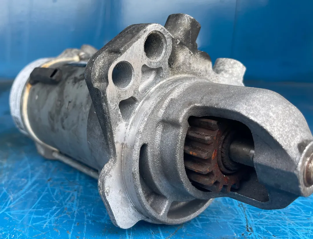 Starter motor - 2020 Chevrolet Traverse LT Cloth