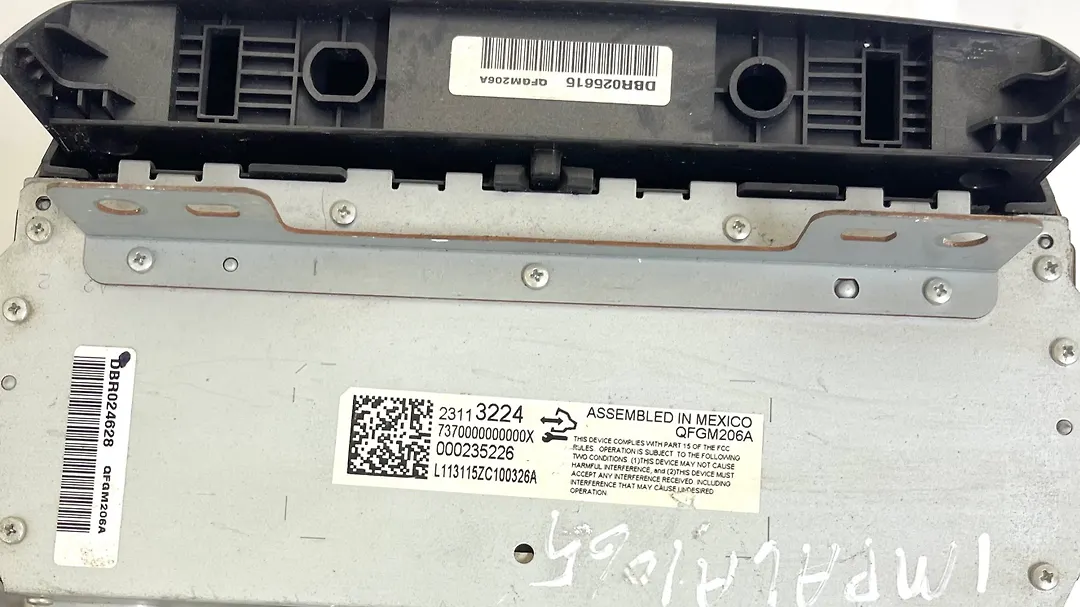 Info-gps-tv screen - 2014 Chevrolet Impala LTZ (2LZ)