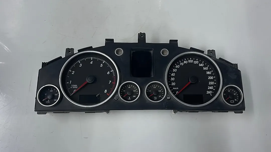 Speedometer - 2006 Volkswagen Touareg