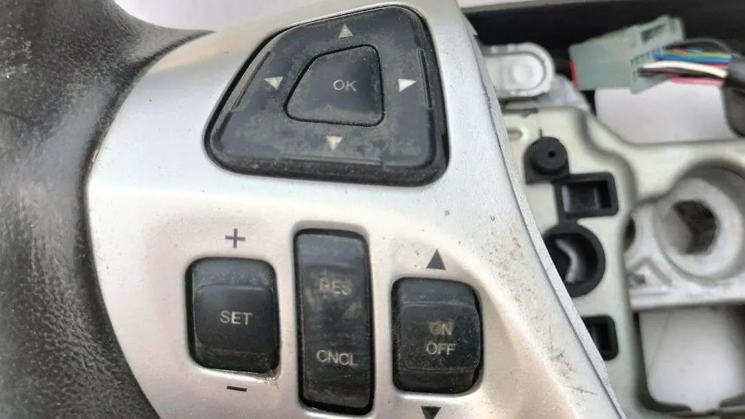 Steering Wheel - 2012 Ford Explorer