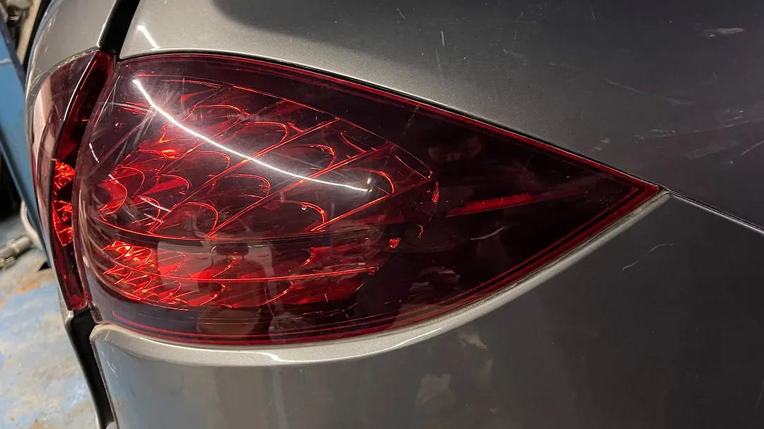 Tail Light (RH) - 2011 Porsche Cayenne S