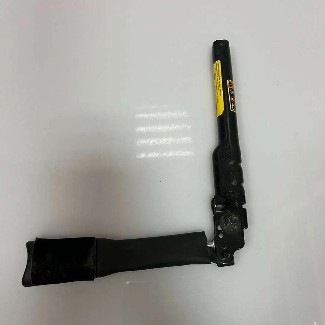 Seat Belt Lock LH - 2018 Chevrolet Cruze