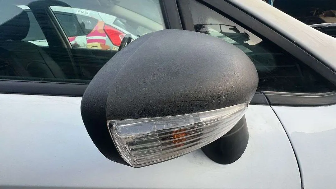 Side Mirror (RH) - 2015 Ford Fiesta