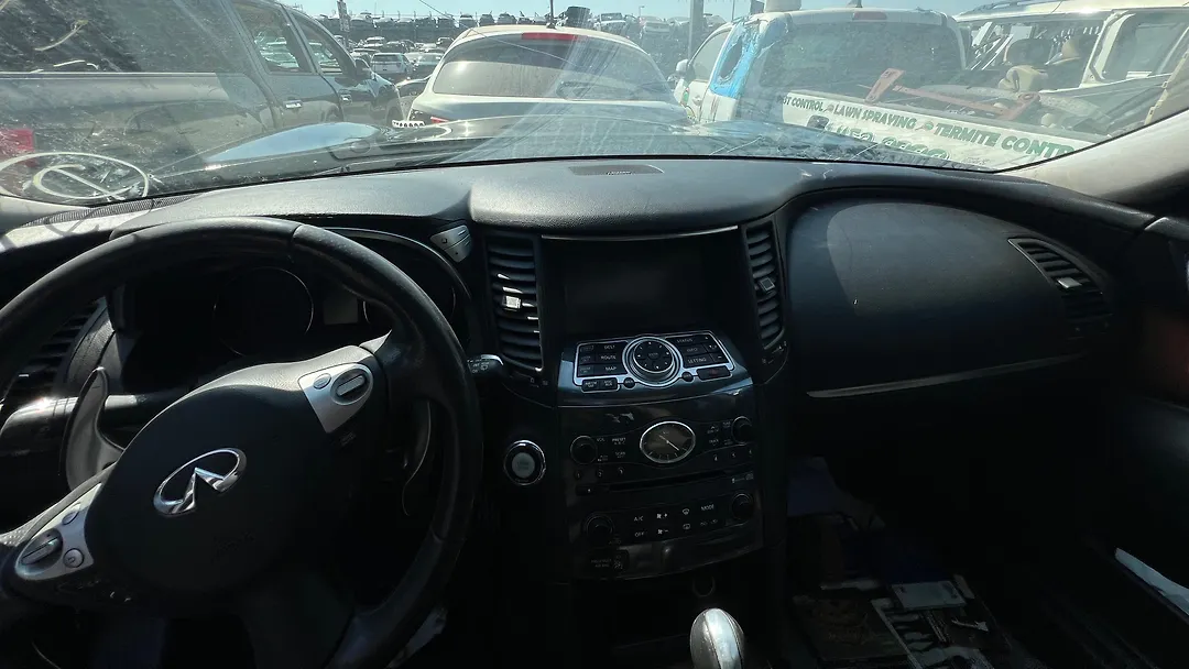 Dashboard  - Infiniti