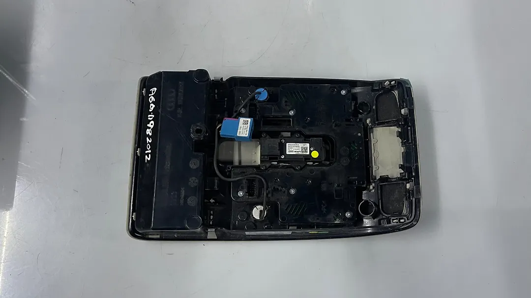 Overhead Console - 2012 Audi A6