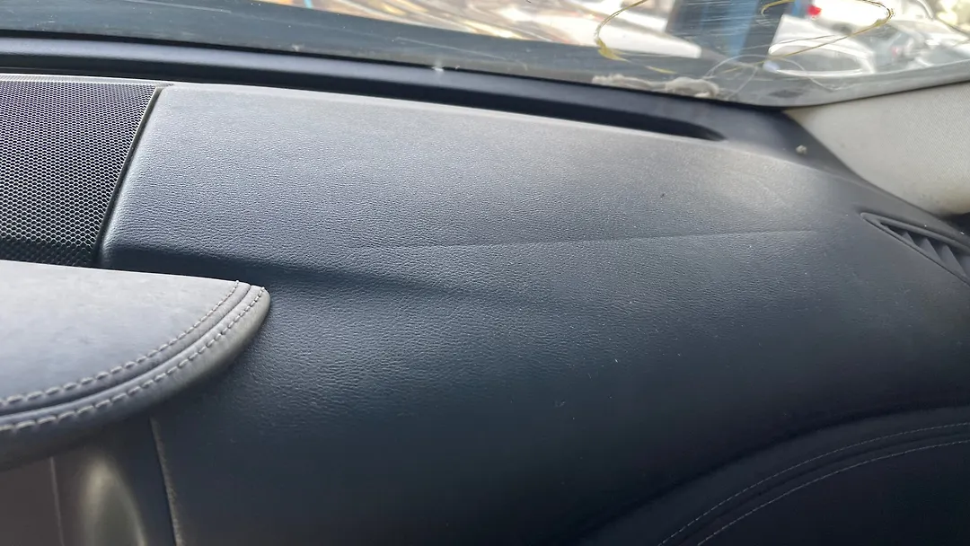 Dashboard  - 2017 Infiniti QX30 2.0t