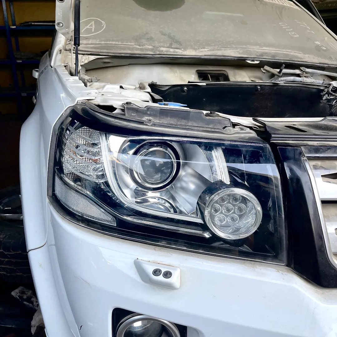 Headlight (RH) - 2014 Land Rover LR2