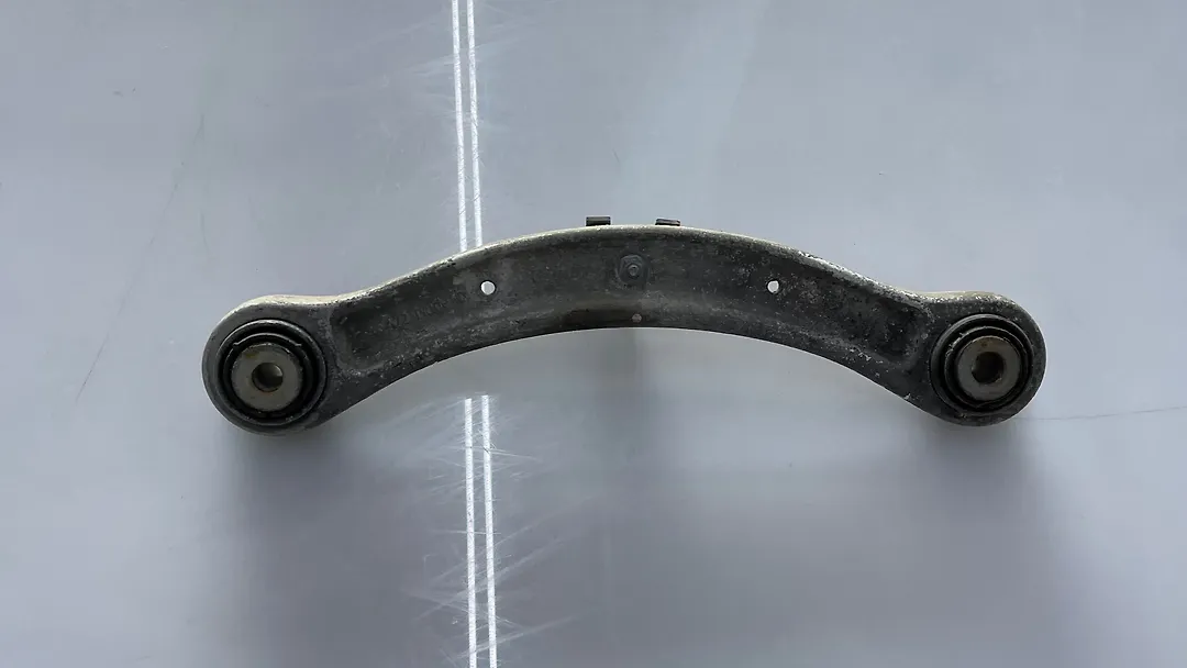 Lower arm (LH) - 2005 Volkswagen Touareg