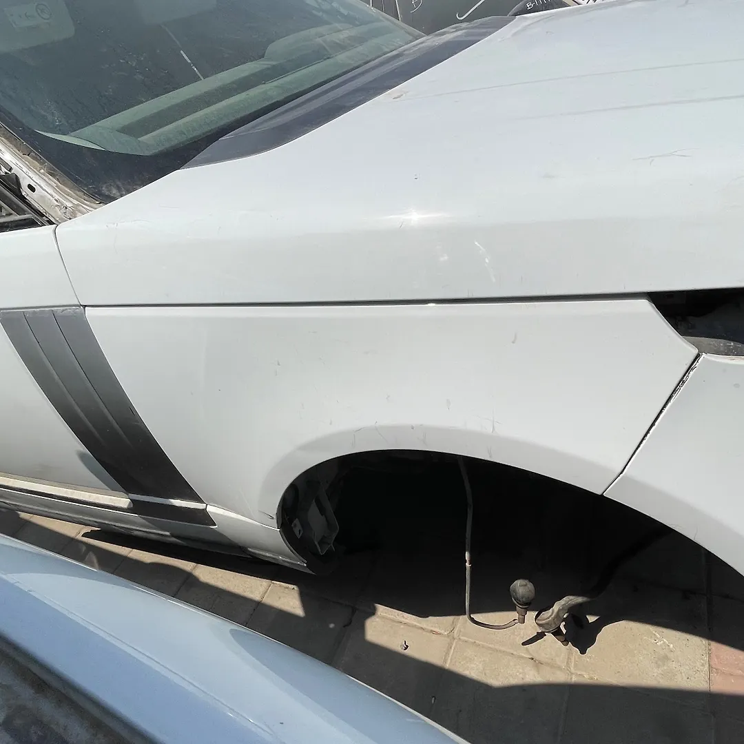 Fender (RHF) - 2013 Land Rover RANGE ROVER VOGUE
