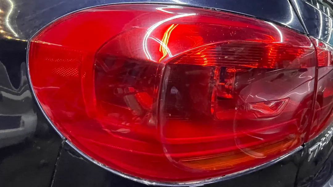 Tail Light (LH) - 2016 Volkswagen Tiguan