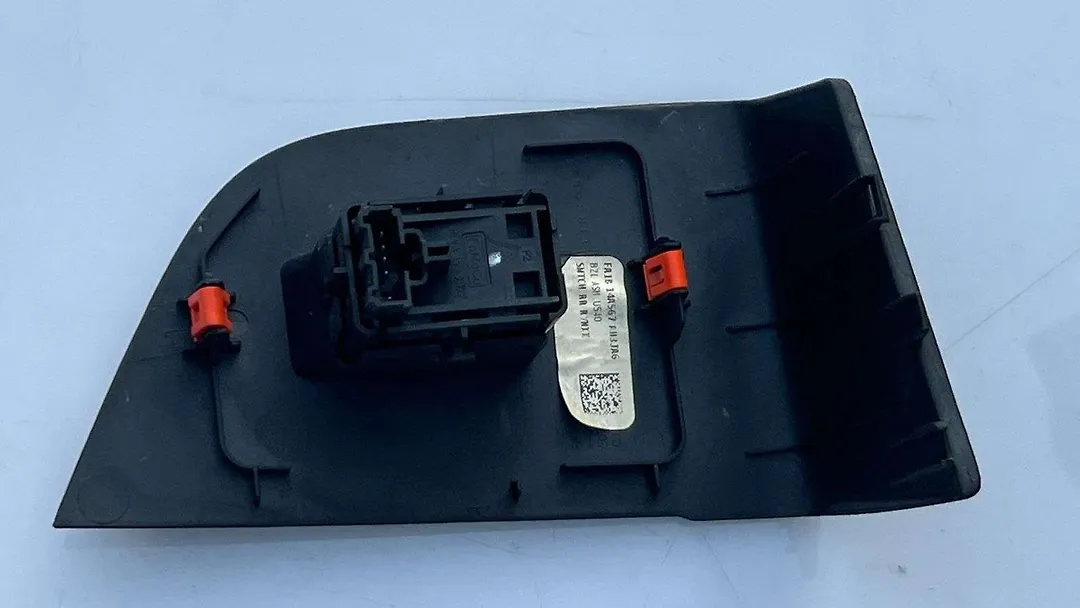 Rear door switch - 2017 Lincoln MKX