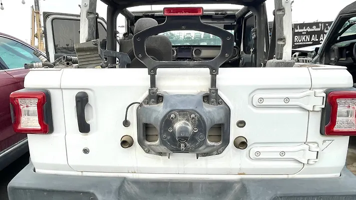 Trunk - 2021 Jeep Wrangler