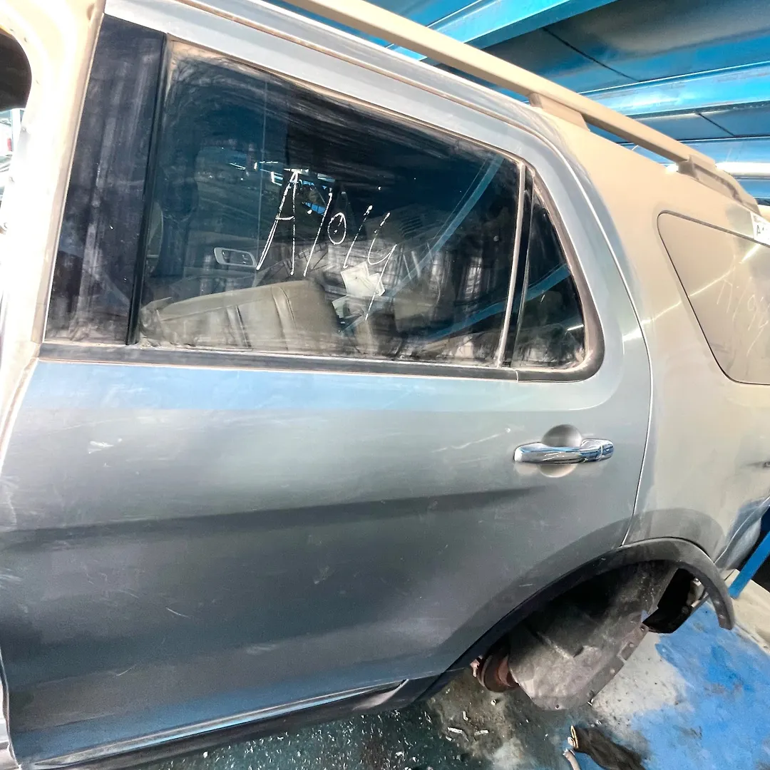 Door (LHB) - 2011 Ford Explorer