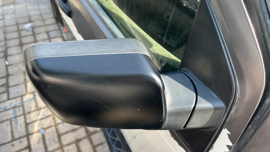 Side Mirror (RH) - 2011 Nissan Armada Armada