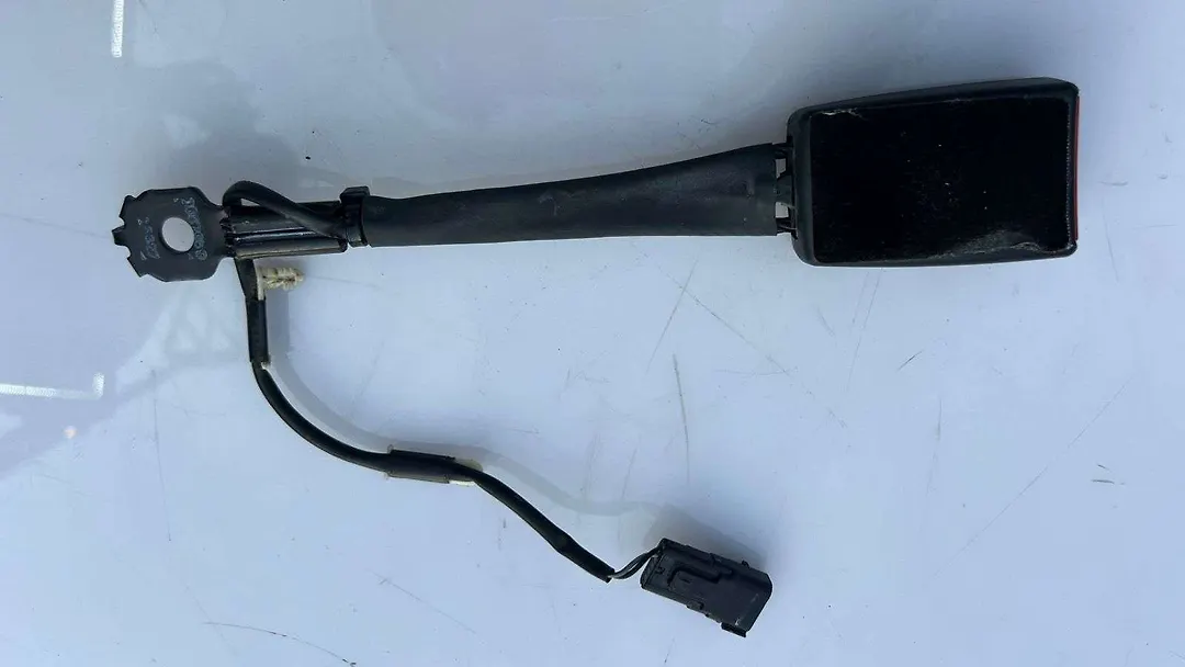 Seat Belt Lock - 2017 Lincoln MKX