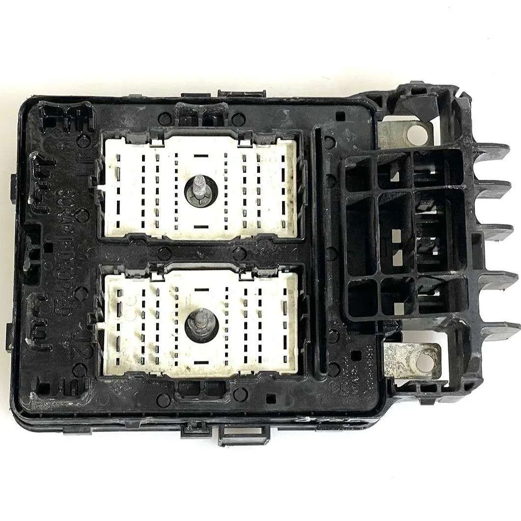 Fuse box - 2022 Jeep Grand Cherokee L Limited