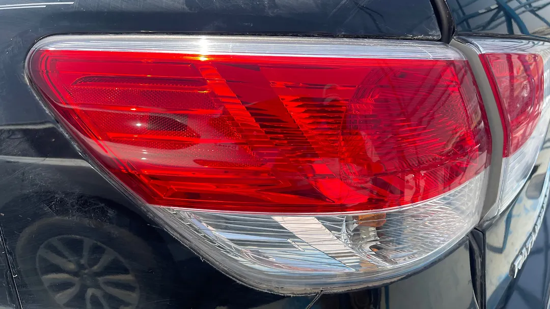 Tail Light (LH) - 2013 Nissan Pathfinder