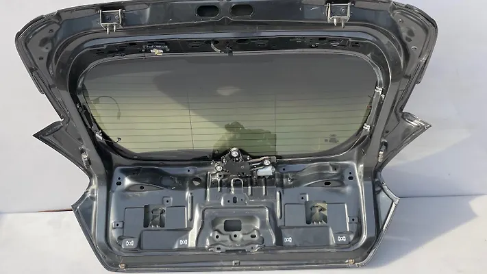 Trunk/hatch/tailgate - 2017 Ford Focus