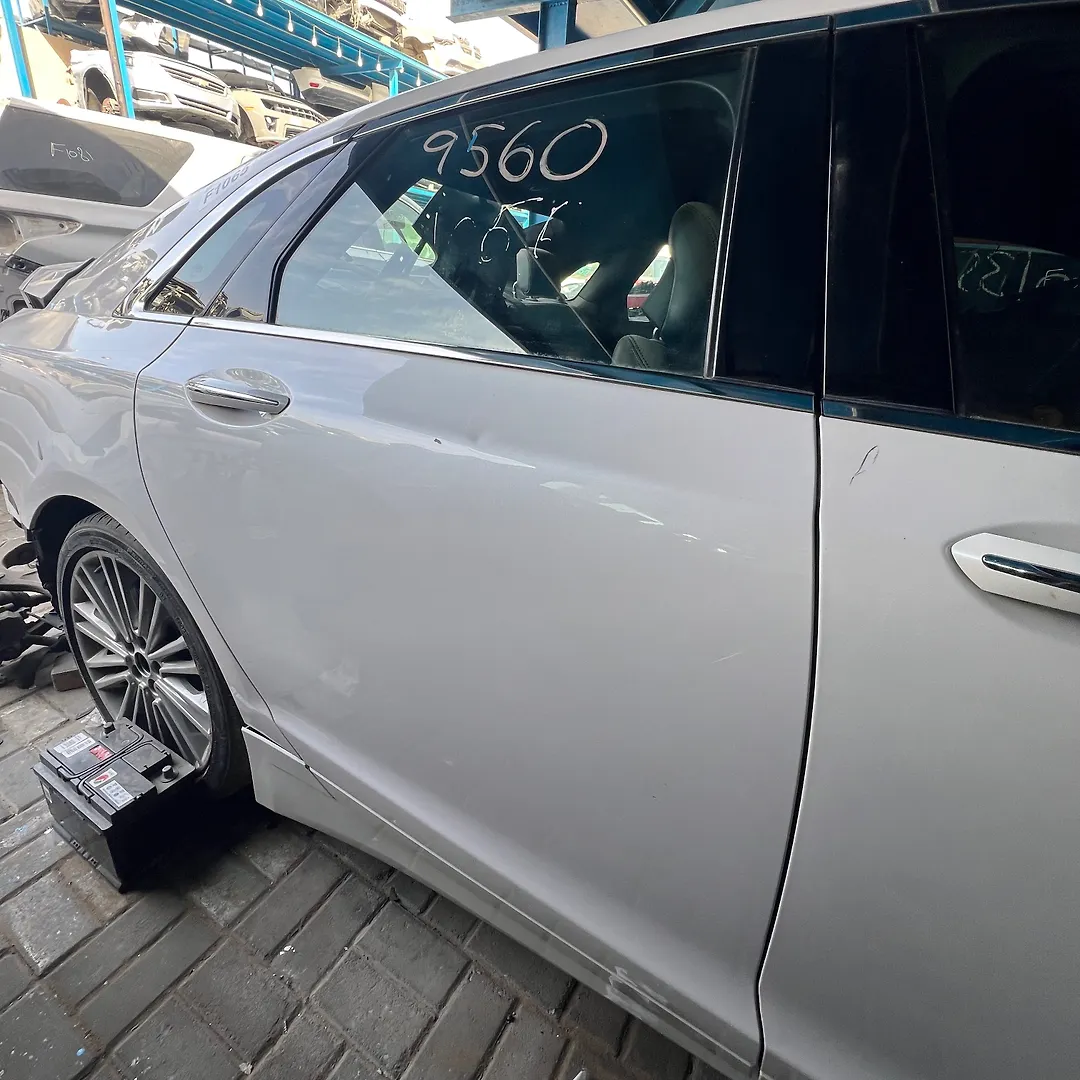 Door (RHB) - 2017 Lincoln MKZ