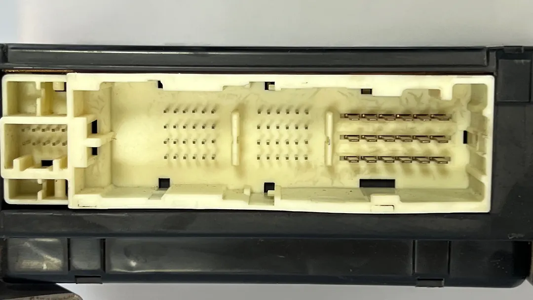 Body Control Module/BCM - 2010 Toyota Tundra