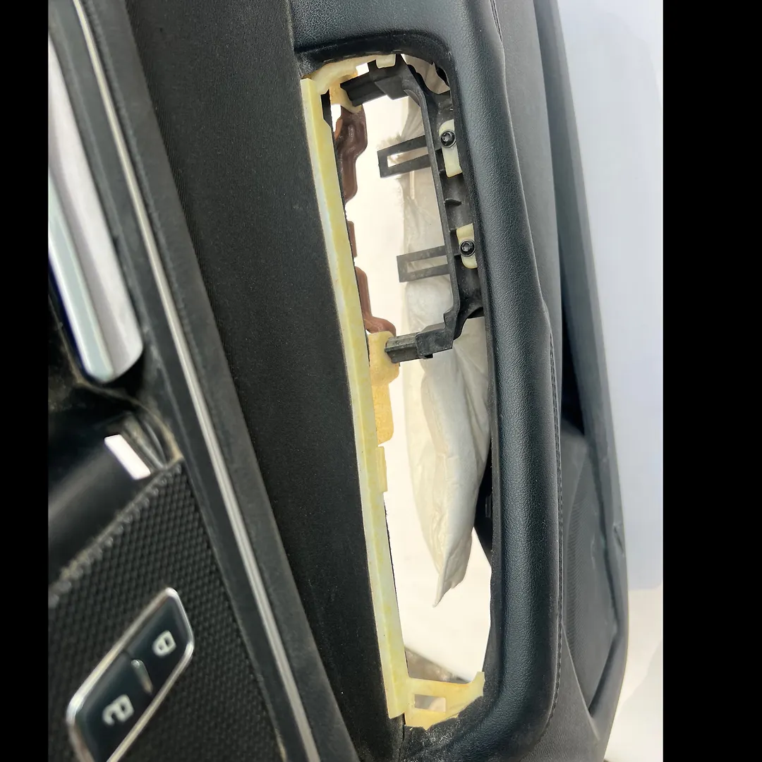 Front door trim panel RH- 2015 Ford Edge